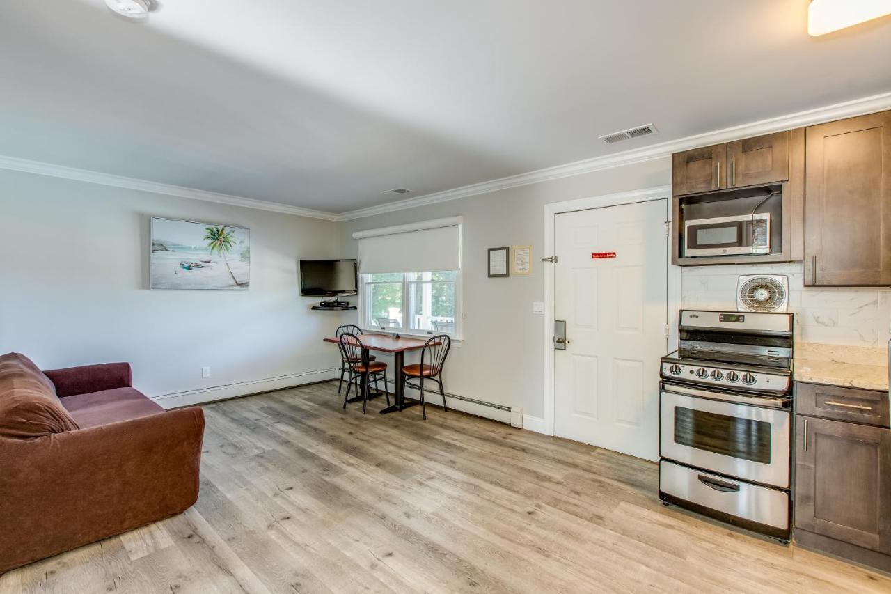 Colonial Shores Resort Hampton Bays Extérieur photo