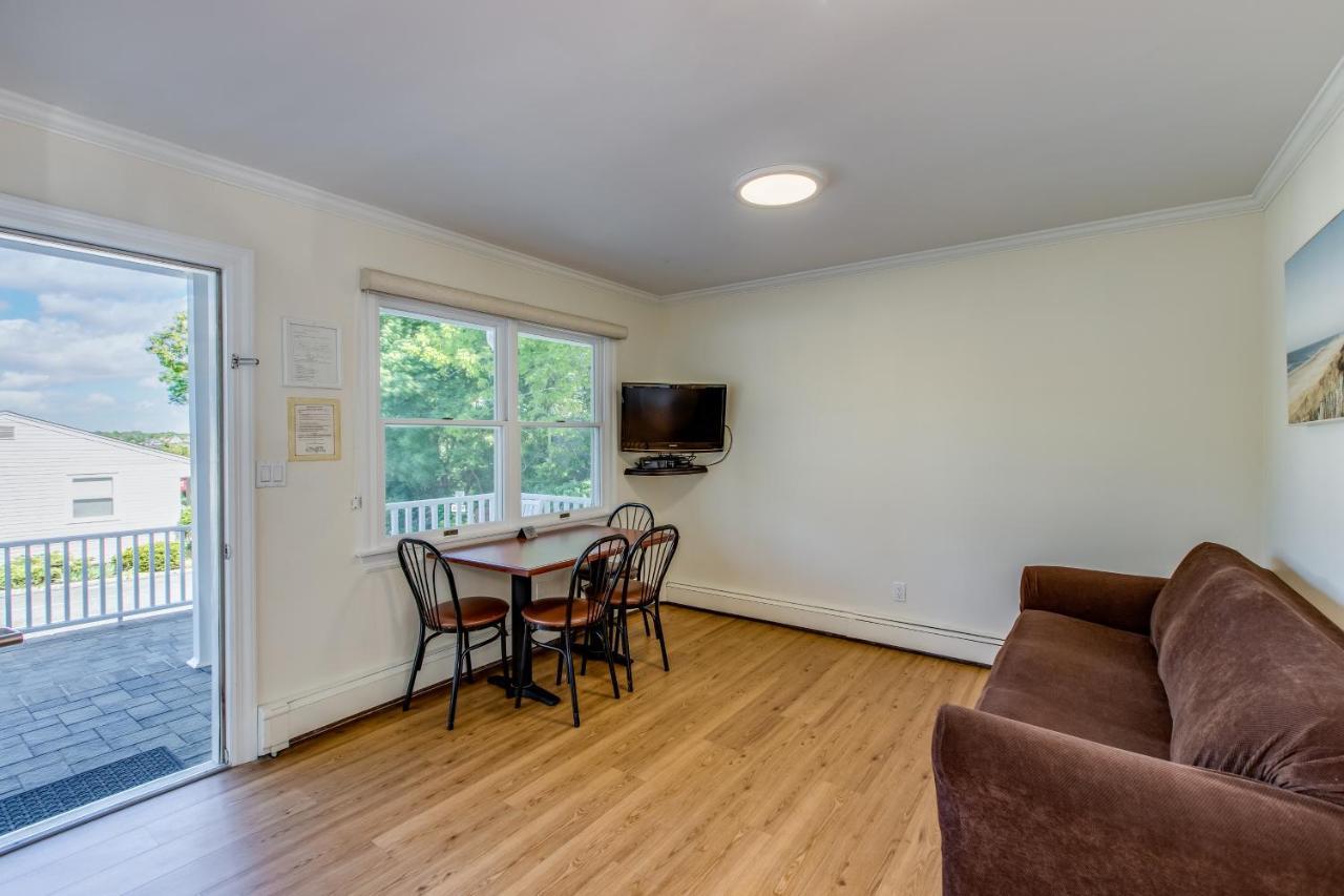 Colonial Shores Resort Hampton Bays Extérieur photo